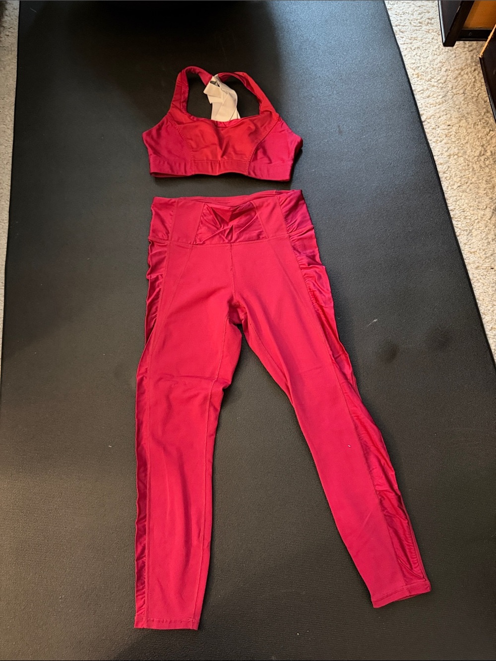 Fabletics High-Waist Performance Leggings & Sports Bra Set - Cranberry size s